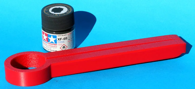 Dụng cụ mở nắp lọ sơn Tamiya - Image 1