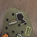Jibbit Croc Charm Hình Bóng Nữ Hoàng Elizabeth II - Thumbnail 1