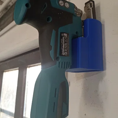 Giá treo tường cho máy cưa lọng Makita DJV181 in 3D cực tiện lợi