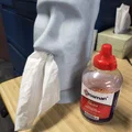 Hộp khăn giấy Moai dáng đứng có đế tạo trọng lượng - Thumbnail 1