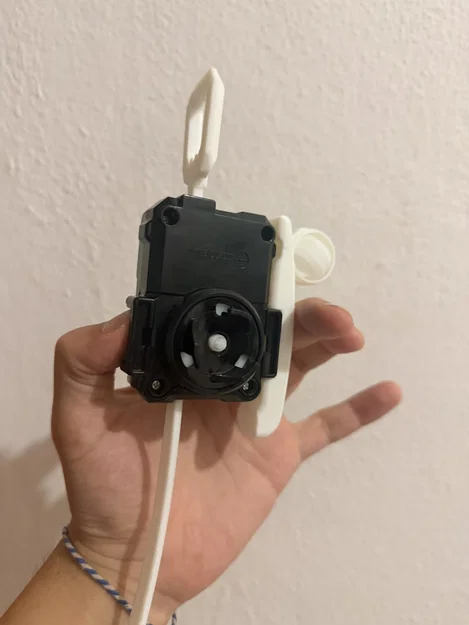 Tay Cầm Beyblade X Fidget Launcher Grip (Kiểu Karambit) - Image 2