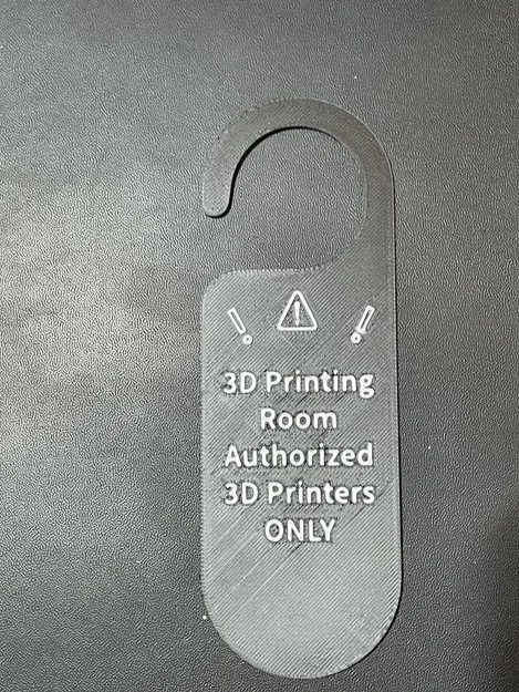Bảng treo cửa cảnh báo phòng in 3D - Thiết kế treo tay nắm tiện lợi - Image 1
