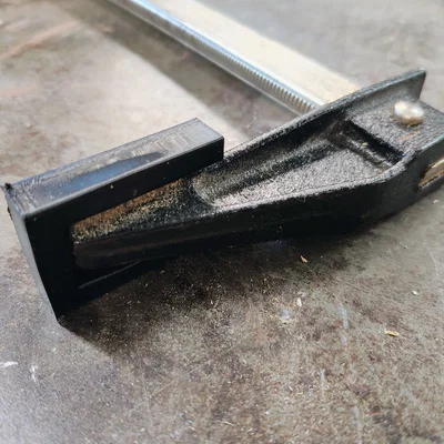 Bộ tạo miếng đệm kẹp thông số (Parametric Clamp Pad Generator)