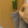 Móc treo khăn thông minh với cơ chế bánh răng (Pinching Gear Towel Holder) - Thumbnail 1
