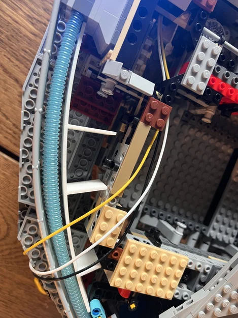 Bộ giá đỡ đèn LED cho Lego USC Millennium Falcon - Image 1