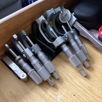 Khay Đựng Micrometer và Thước Cặp In 3D Gọn Gàng