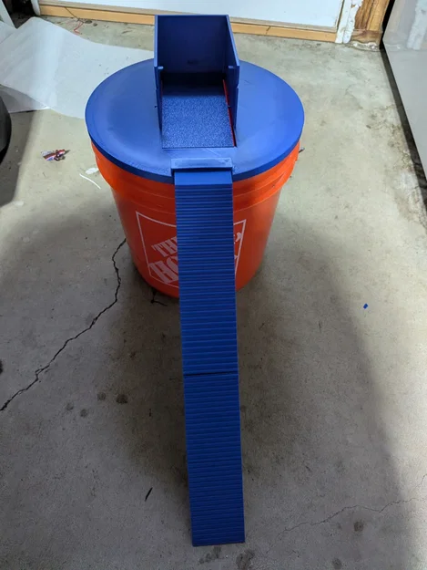 Bẫy chuột dùng cho thùng 2 gallon - Image 2