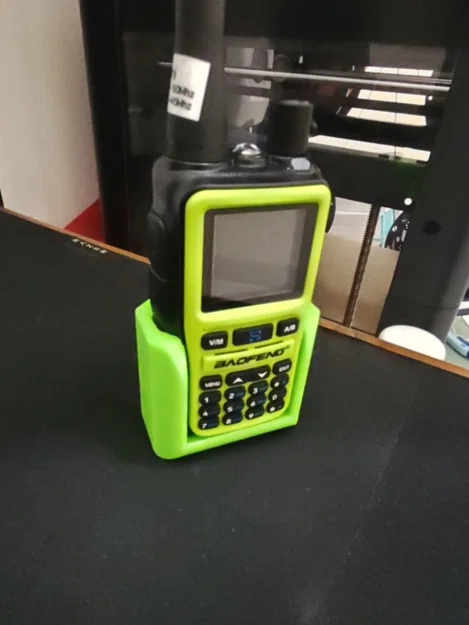 Giá đỡ mini cho bộ đàm Baofeng UV-5R - Image 2
