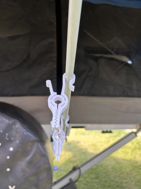 Kẹp quần áo 3D cho sào 13mm (Ultimate Campers) - Image 1