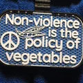 Bảng hiệu Không bạo lực (Non-Violence sign) - Thumbnail 1