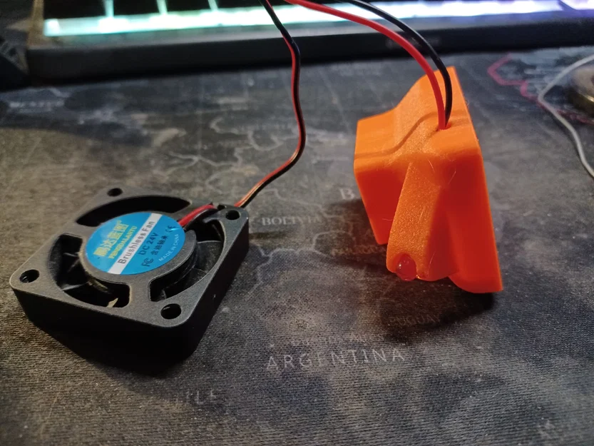 Ngàm gắn đèn LED cho quạt tản nhiệt Creality Ender 3 V3 SE - Image 4