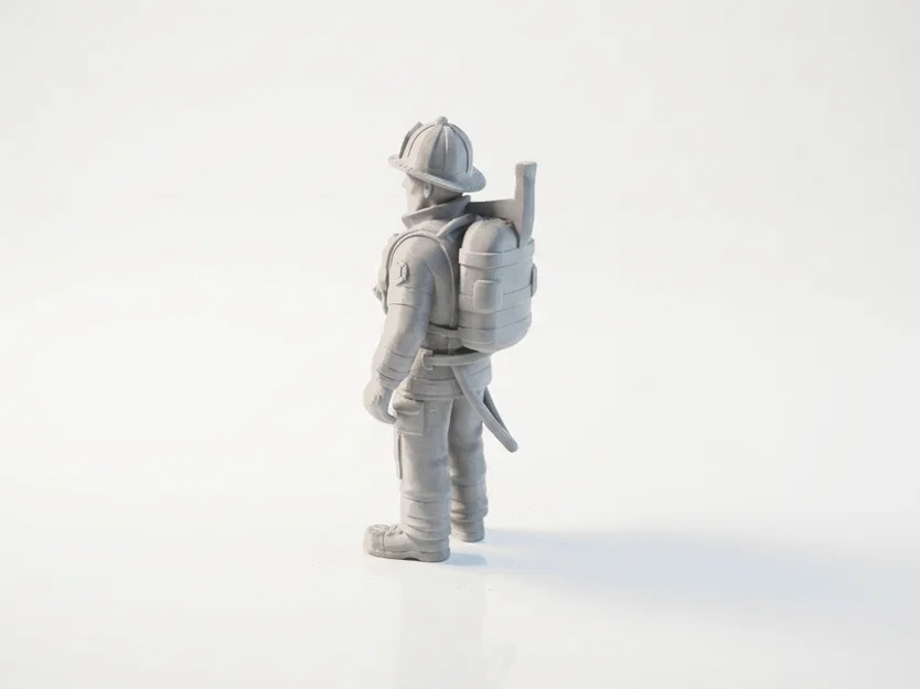 Mô hình lính cứu hỏa cầm rìu - Tượng anh hùng 3D có thể in ấn - Image 4