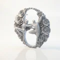 Mô hình cặp đôi khiêu vũ trong vòng hoa lãng mạn - Tệp in 3D - Thumbnail 1