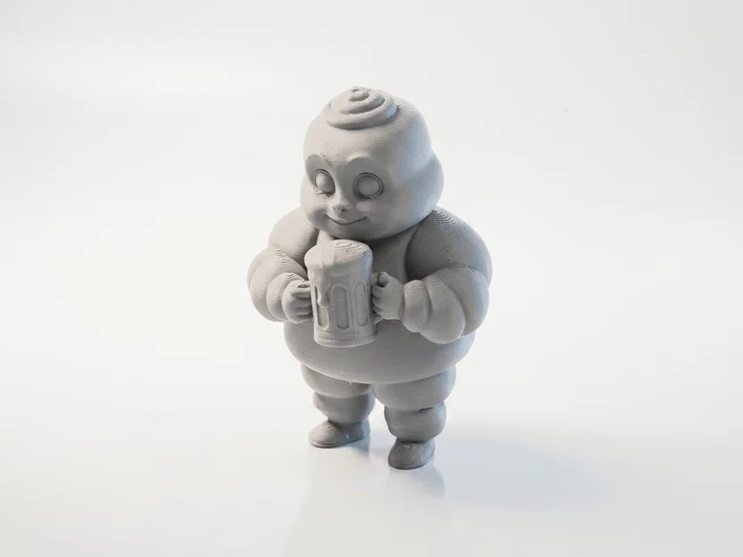 Mô hình Michelin Man uống bia – Tượng sưu tầm in 3D độc đáo - Image 1