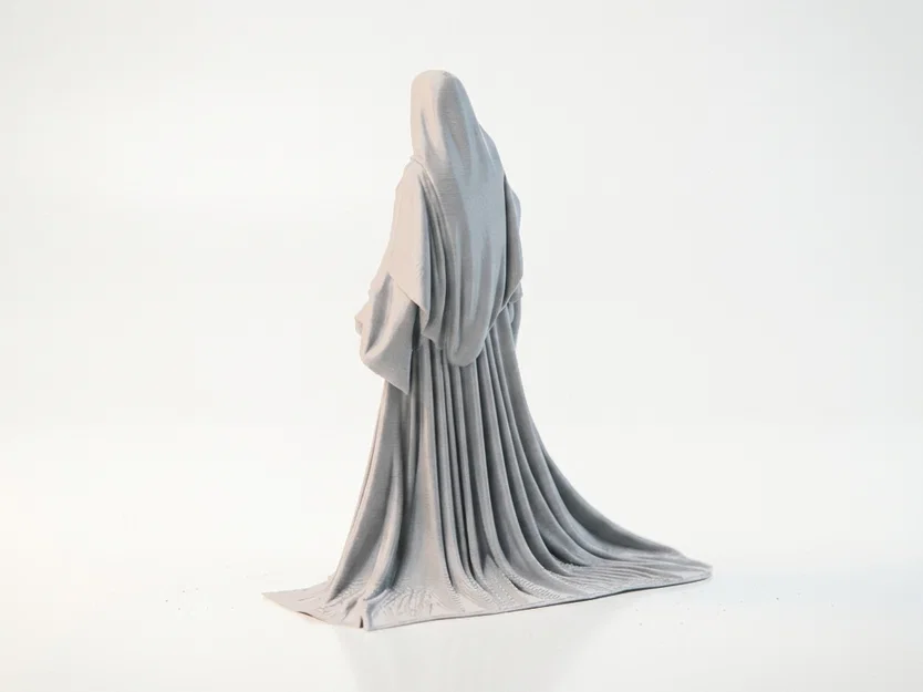 Mô hình in 3D tượng Mother Superior với áo choàng trùm đầu - Image 4