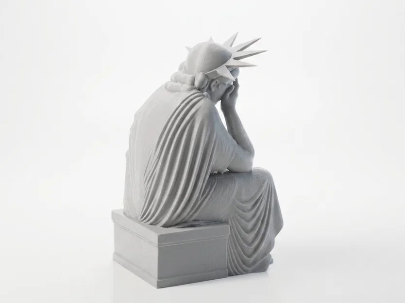 Mô hình in 3D Nữ thần Tự do trầm tư (Sad Liberty Statue) - Image 3