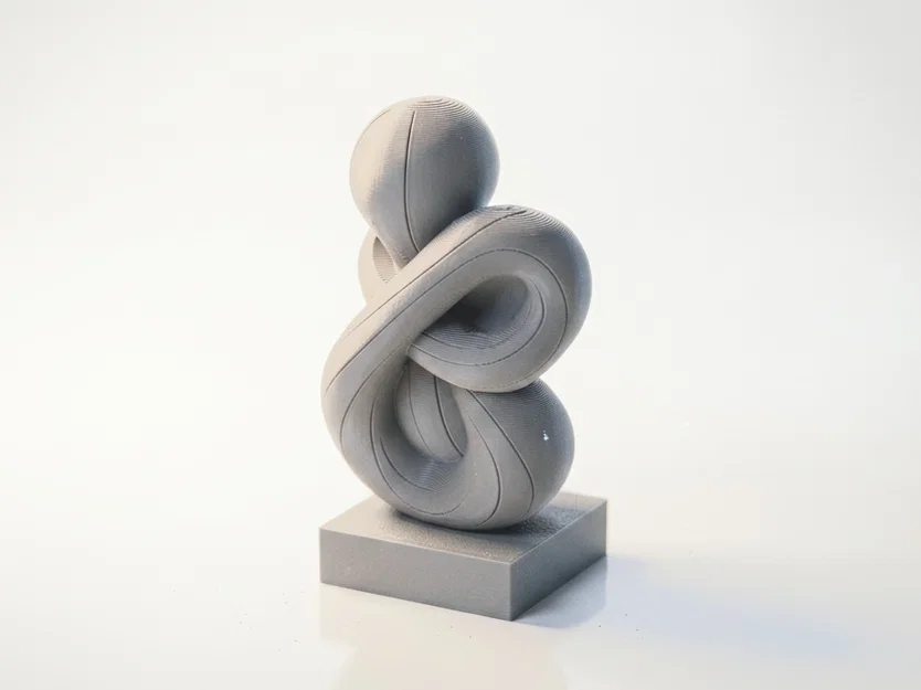 Mô hình điêu khắc trừu tượng Người phụ nữ uốn lượn - File in 3D - Image 1
