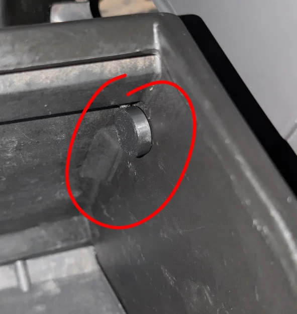 Chốt đỡ hộc đựng đồ (Glove Box Pin) cho xe Nissan D21 - Image 3