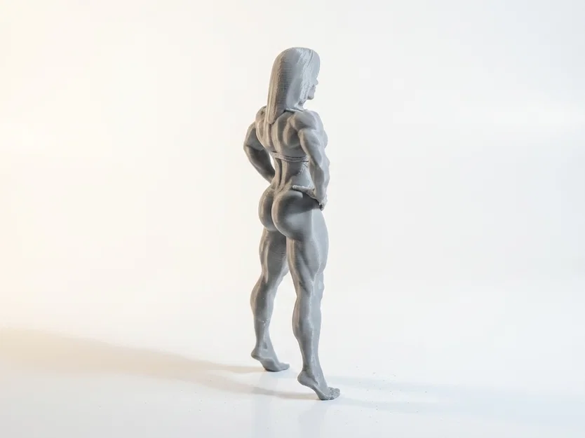 Mô hình tượng nữ vận động viên thể hình in 3D - Image 3