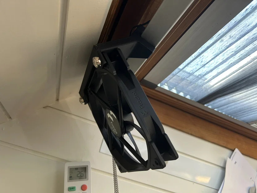 Giá đỡ quạt 140mm cho cửa sổ mái Velux - Image 1