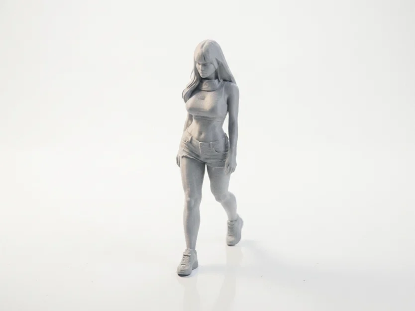 Mô hình tượng nữ thể thao đang bước đi - 3D Printable - Image 1