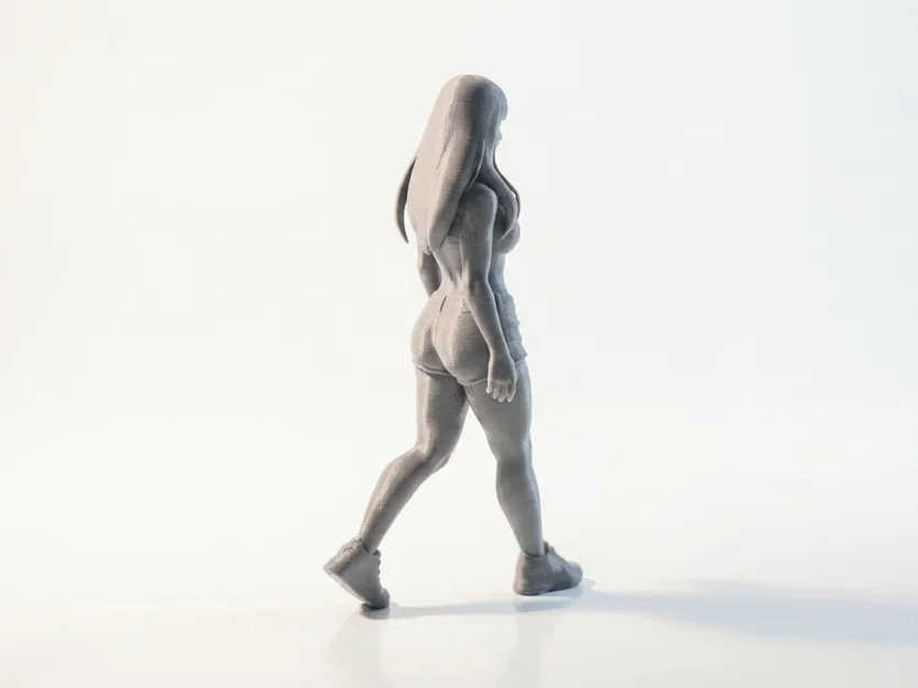 Mô hình tượng nữ thể thao đang bước đi - 3D Printable - Image 3