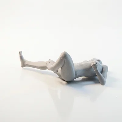 Mô hình tượng nữ võ sĩ tung cú đá bay (Flying Kick) - File in 3D
