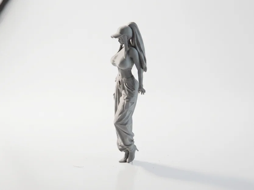 Mô hình tượng nữ nhân vật đội mũ - Tệp 3D Printable - Image 1