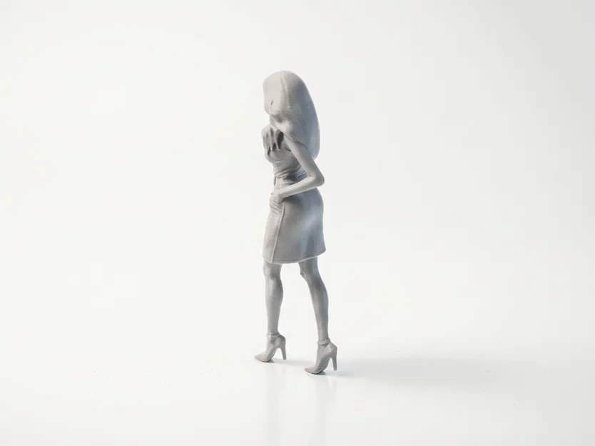 Mô hình Figurine Cô Gái Cầm Túi Thời Trang In 3D - Image 4
