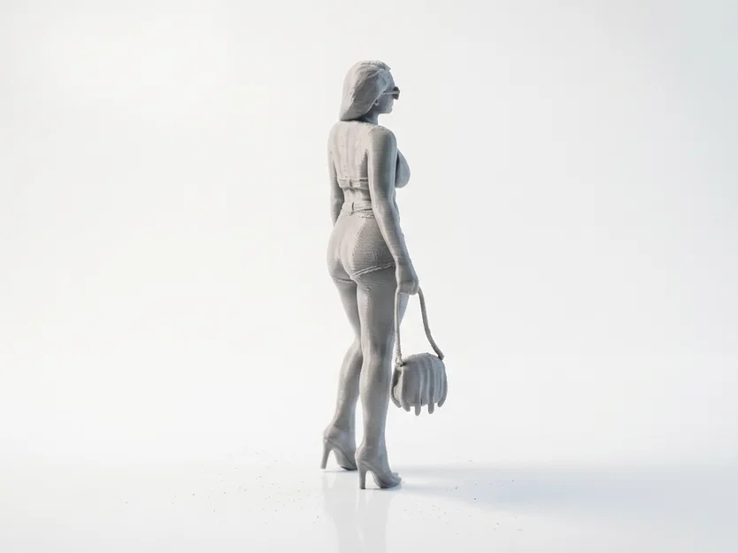 Mô hình 3D Quý Cô Đeo Kính Cầm Túi Xách (File in 3D) - Image 3