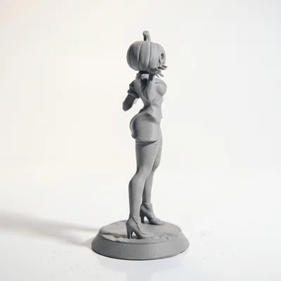 Mô hình 3D cô gái đầu bí ngô Halloween xinh xắn