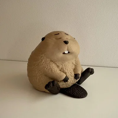 Mô hình chú hải ly thư giãn (Loafing Beaver)