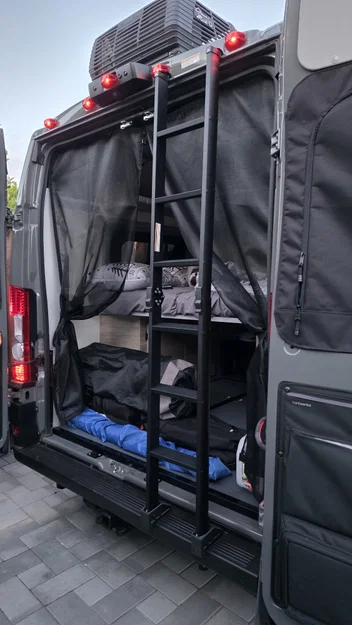 Mod thang leo nóc cho Winnebago Solis 59PX (dòng Ram Promaster) - Image 1