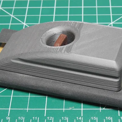 Dụng cụ kẹp giấy nhám [Shuttlecraft]