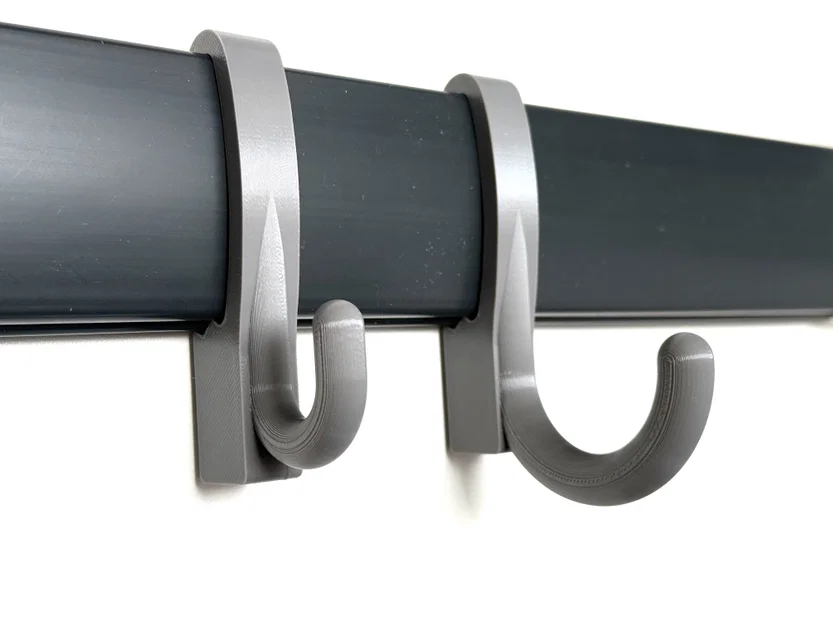 Bộ móc treo hình tròn nhiều kích thước cho thanh ray Rubbermaid FastTrack - Image 1