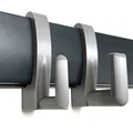 Bộ sưu tập móc treo đủ kích thước cho thanh ray Rubbermaid FastTrack - Thumbnail 1