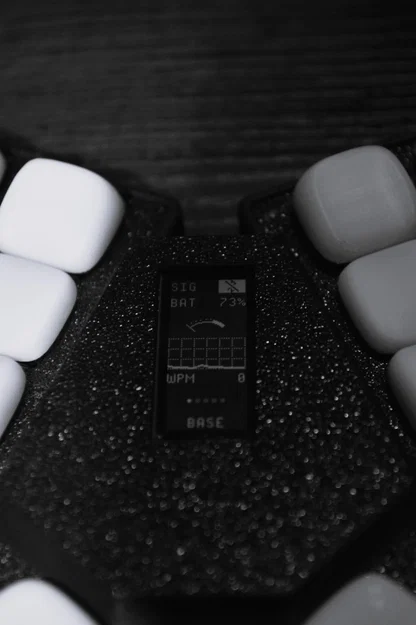 Hephaestes38, bàn phím cơ Bluetooth low profile 38 phím công thái học - Image 2