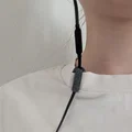 Kẹp cài áo 3D tiện lợi dành cho tai nghe dây dẹt JBL - Thumbnail 2