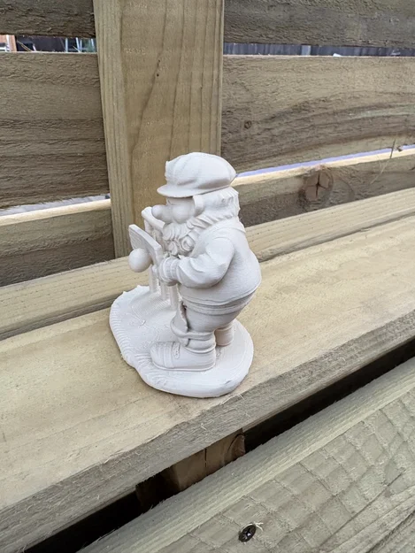 Mô hình Cricket Gnome trang trí độc đáo - Image 2