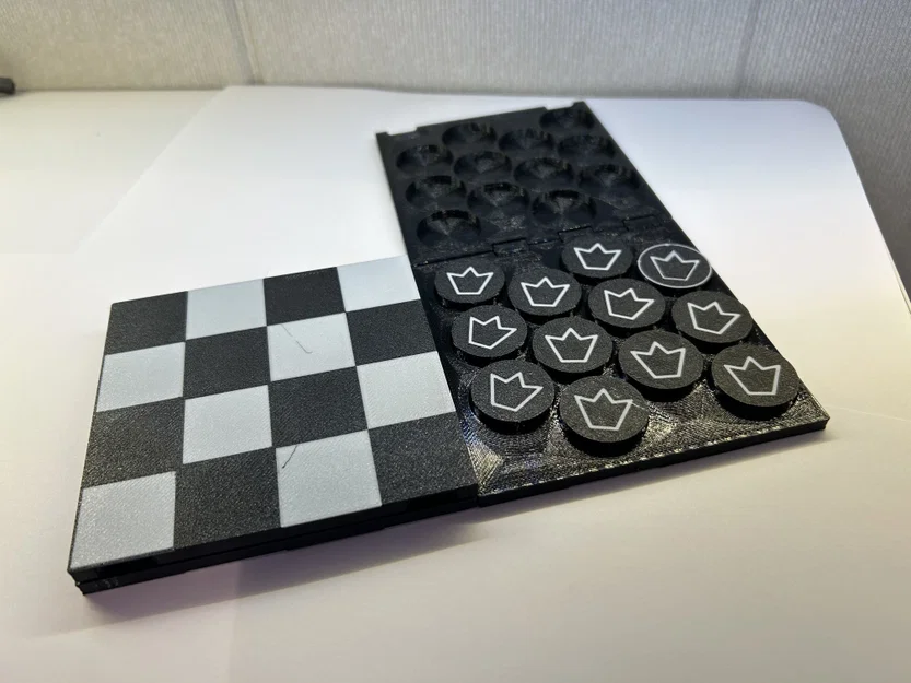 Travel Checkers – Bộ Cờ Du Lịch Gấp 4 Siêu Gọn Nhẹ Có Thể In 3D - Image 1