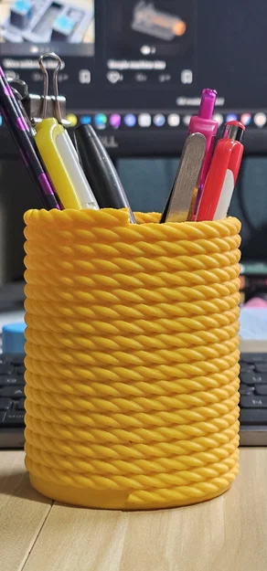 Ống cắm bút dây thừng xoắn (có 2 phiên bản) - Image 1