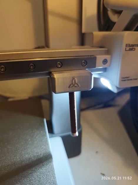 Nam châm tủ lạnh búa Thor Mjolnir - Image 3