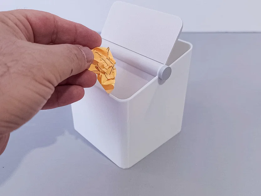 Thùng rác để bàn mini 3D: Giải pháp gọn gàng cho góc làm việc của bạn - Image 2