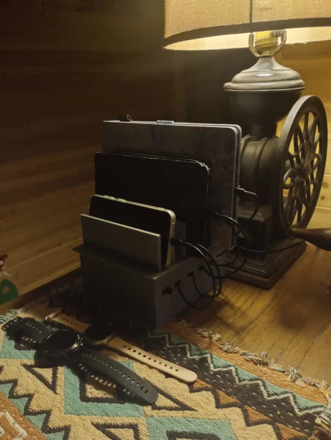 Trạm sạc USB "The Traveler" - Gọn nhẹ, tiện lợi cho mọi chuyến đi - Image 1