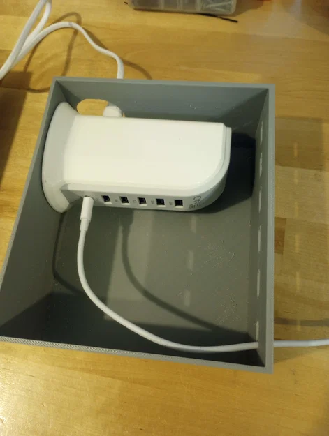 Trạm sạc USB "The Traveler" - Gọn nhẹ, tiện lợi cho mọi chuyến đi - Image 8