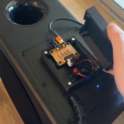 Vỏ hộp cho bộ chuyển đổi tín hiệu Speaker-level sang Line-level