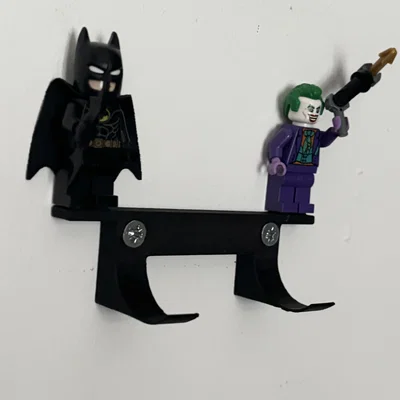 Giá treo tường cho LEGO Batmobil (76224) kèm chỗ để Minifigure