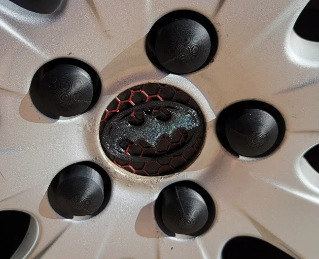 Nắp Chụp Mâm Xe Toyota 57mm - Phiên Bản Logo Batman - Image 1