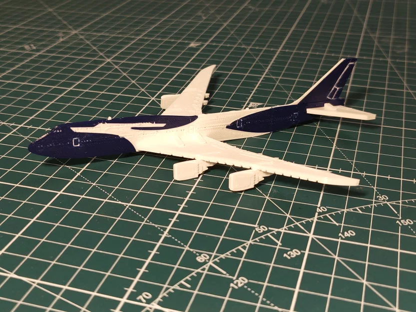Mô hình Boeing 747-8I với Livery kỷ niệm 100 năm Lufthansa - Image 1