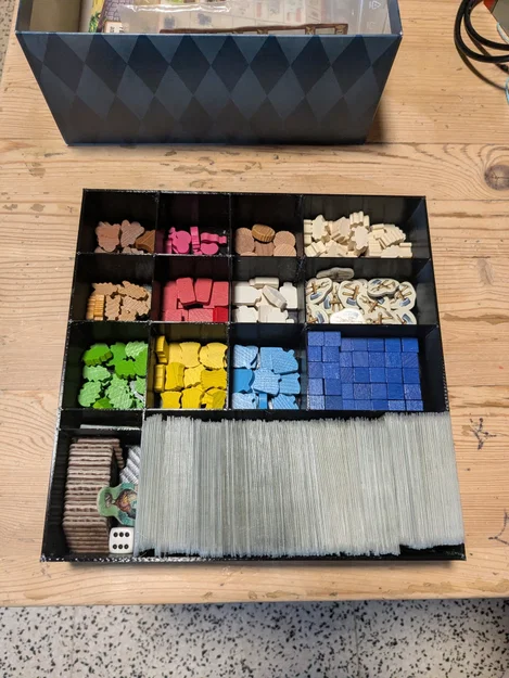 Khay đựng linh kiện và thẻ bài thông minh cho board game Allertau - Image 2